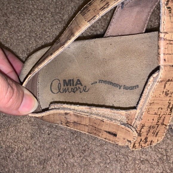 Mia amore memory foam sandals - Picture 4 of 7